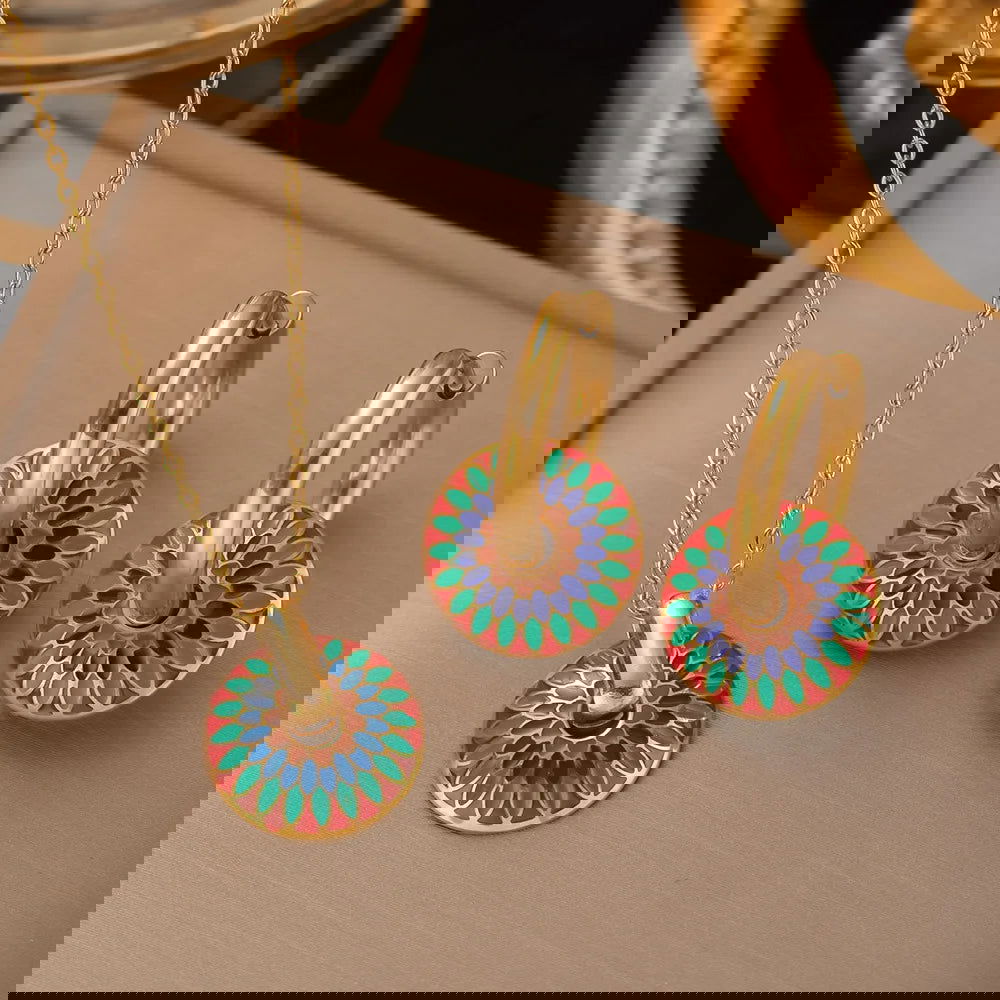 Fashion Four-leaf Clover Stainless Steel Earrings Necklace Set - Sonic Online Shop OM - Fashion Four-leaf Clover Stainless Steel Earrings Necklace Set - Sonic Online Shop OM - Fashion Four-leaf Clover Stainless Steel Earrings Necklace Set - Sonic Online Shop OM -  