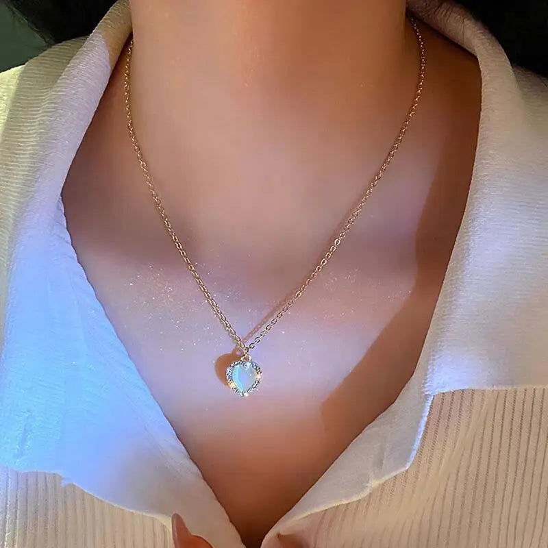 Pink Heart Pendant Necklace for Lovers - Sonic Online Shop OM - Pink Heart Pendant Necklace for Lovers - Sonic Online Shop OM 