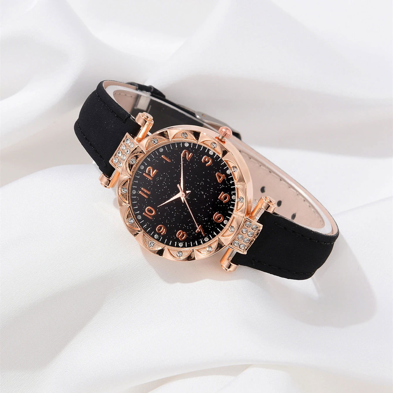 5PCS/Set Luxury Women Watches Rhinestone Fashion Elegant Wristwatch Quartz Watch Ladies Clock For Girl Gift - Sonic Online Shop OM - 5PCS/Set Luxury Women Watches Rhinestone Fashion Elegant Wristwatch Quartz Watch Ladies Clock For Girl Gift - Sonic Online Shop OM - 5PCS/Set Luxury Women Watches Rhinestone Fashion Elegant Wristwatch Quartz Watch Ladies Clock For Girl Gift - Sonic Online Shop OM -  